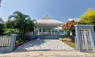 For rent 3 bedrooms villa in Hua Hin, Prachuap Khiri Khan