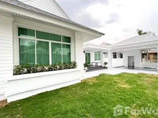 Haus zur Miete mit 3 Zimmer in Bang Lamung, Chonburi