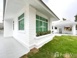 Haus zur Miete mit 3 Zimmer in Bang Lamung, Chonburi