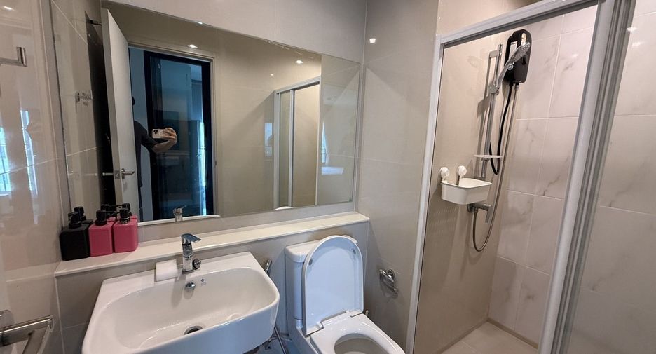 For rent 1 bed condo in Mueang Samut Prakan, Samut Prakan