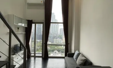 Condo en alquiler de 1 habitaciones en Khlong Toei, Bangkok