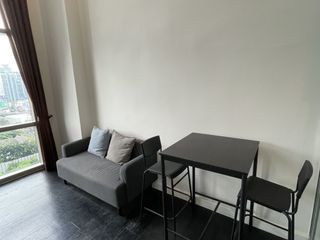 À louer 1 chambre condo à Khlong Toei, Bangkok