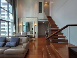 For sale 3 ベッドルーム condo in Khlong Toei, Bangkok