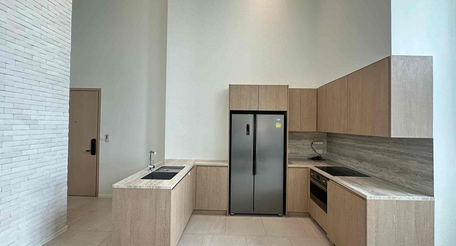 For rent 2 bedrooms condo in Sathon, Bangkok