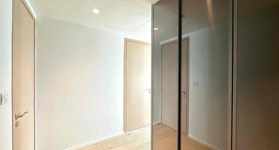 For rent 2 bedrooms condo in Sathon, Bangkok