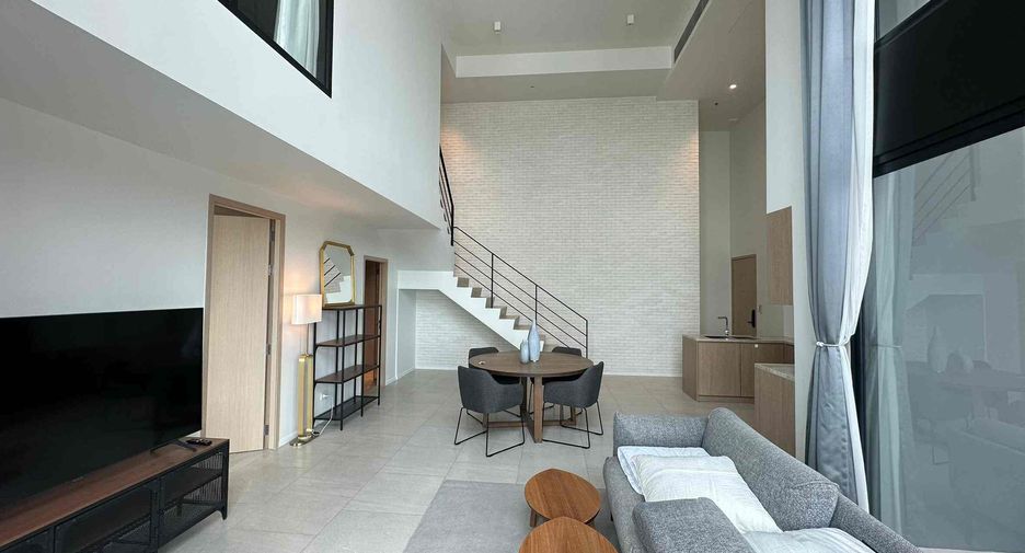 For rent 2 bedrooms condo in Sathon, Bangkok