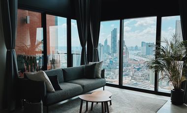 For rent 2 bedrooms condo in Sathon, Bangkok