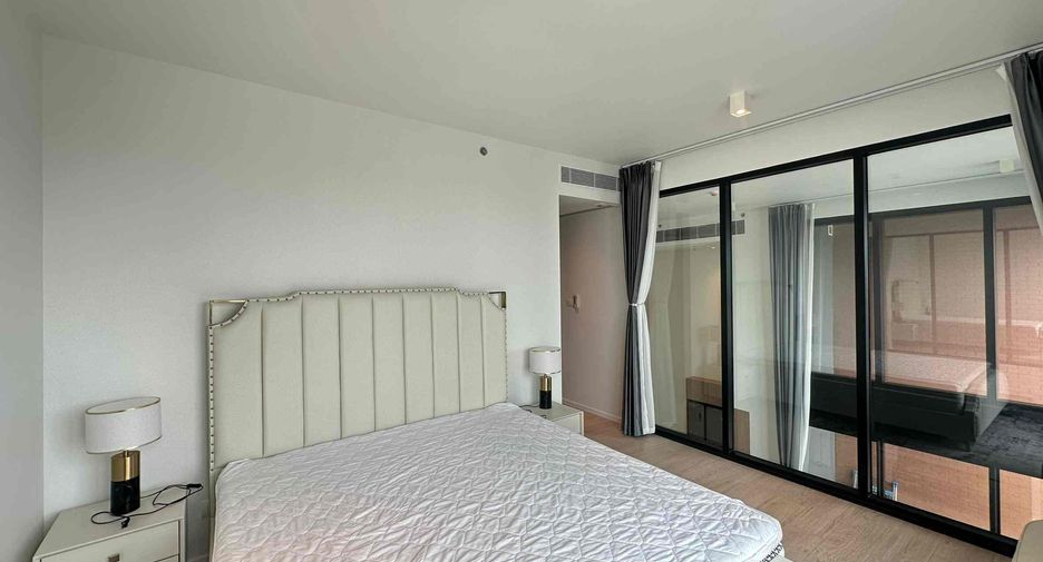 For rent 2 bedrooms condo in Sathon, Bangkok