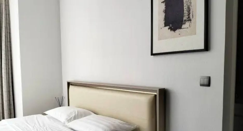 For rent 2 bedrooms condo in Pathum Wan, Bangkok