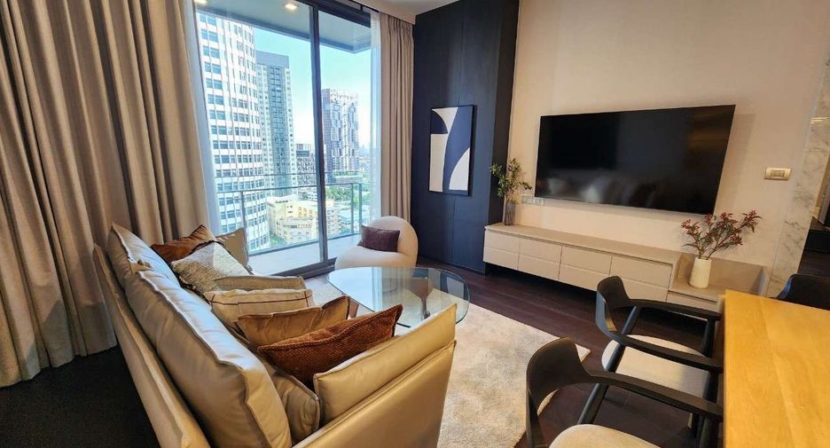 À louer et à vendre 3 chambres condo à Khlong Toei, Bangkok