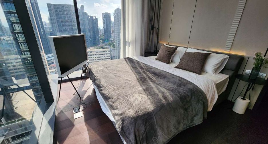 À louer et à vendre 3 chambres condo à Khlong Toei, Bangkok
