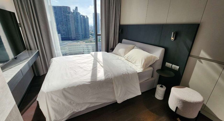À louer et à vendre 3 chambres condo à Khlong Toei, Bangkok