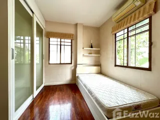 For rent 3 bedrooms house in Khan Na Yao, Bangkok