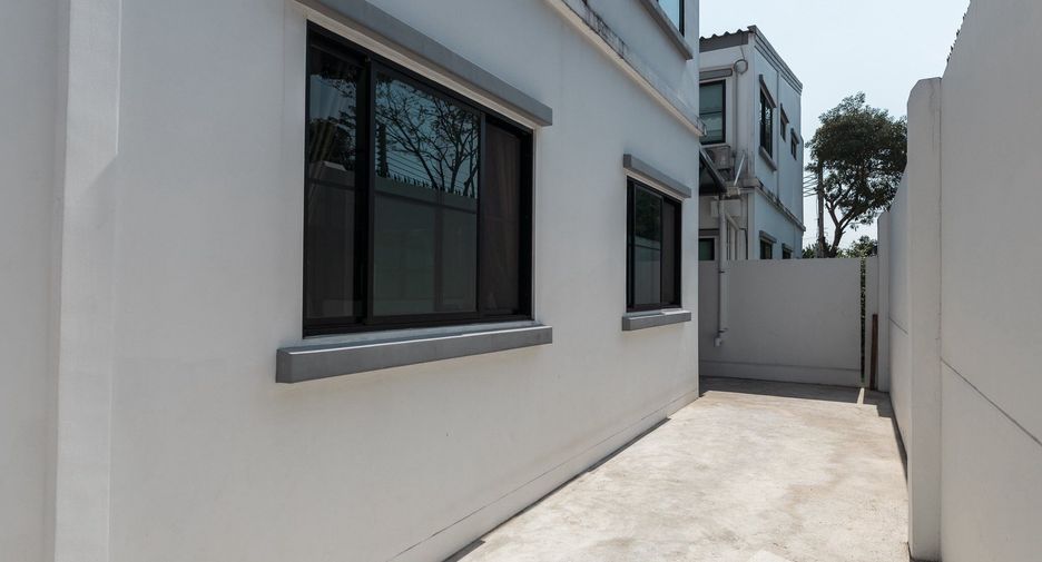 For rent 3 bedrooms house in Bang Phli, Samut Prakan