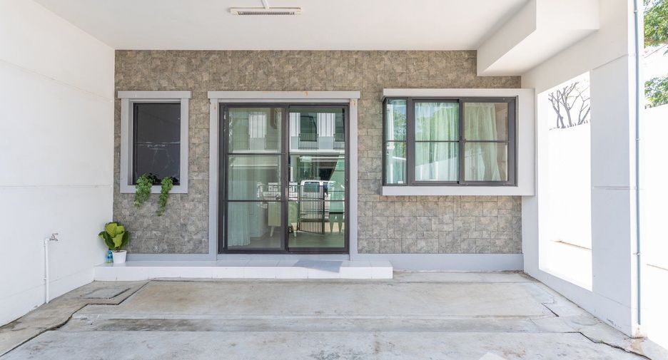 For rent 3 bedrooms house in Bang Phli, Samut Prakan
