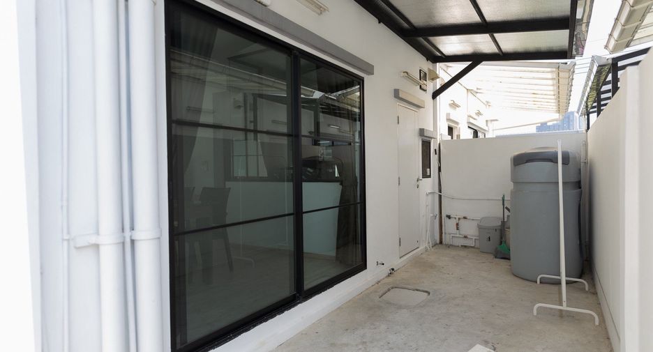 For rent 3 bedrooms house in Bang Phli, Samut Prakan