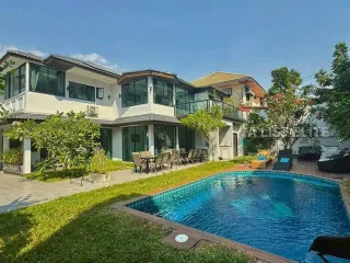 À louer 7 chambres maison à Bang Lamung, Chonburi