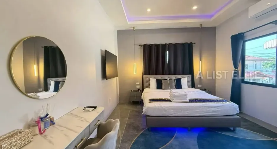 For rent 7 bedrooms house in Bang Lamung, Chonburi