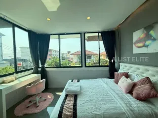 À louer 7 chambres maison à Bang Lamung, Chonburi