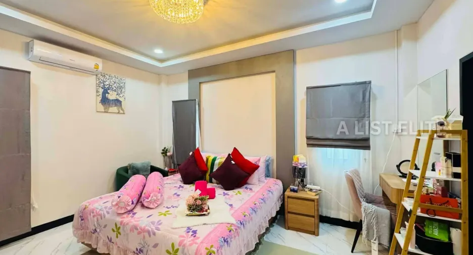 For sale 3 bedrooms house in Bang Lamung, Chonburi