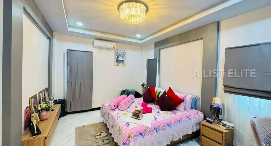 For sale 3 bedrooms house in Bang Lamung, Chonburi