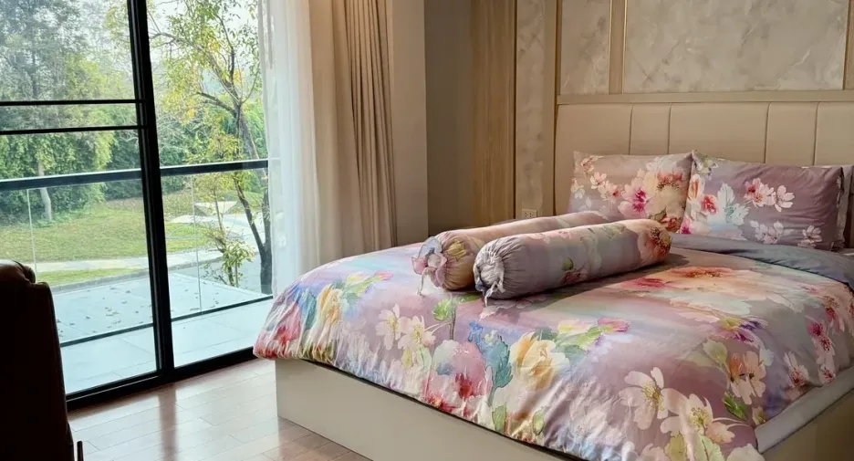 Villa zum Kauf mit 4 Zimmer in San Sai, Chiang Mai