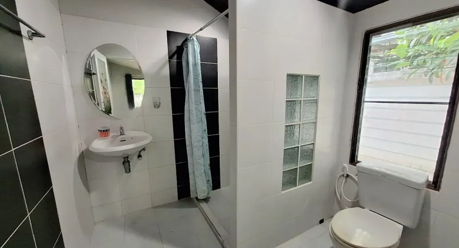 For rent 5 bedrooms house in Hua Hin, Prachuap Khiri Khan