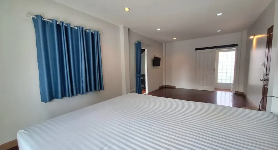 For rent 5 bedrooms house in Hua Hin, Prachuap Khiri Khan