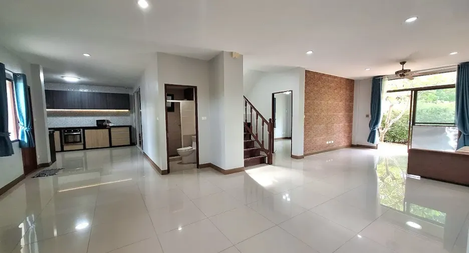 For rent 5 bedrooms house in Hua Hin, Prachuap Khiri Khan