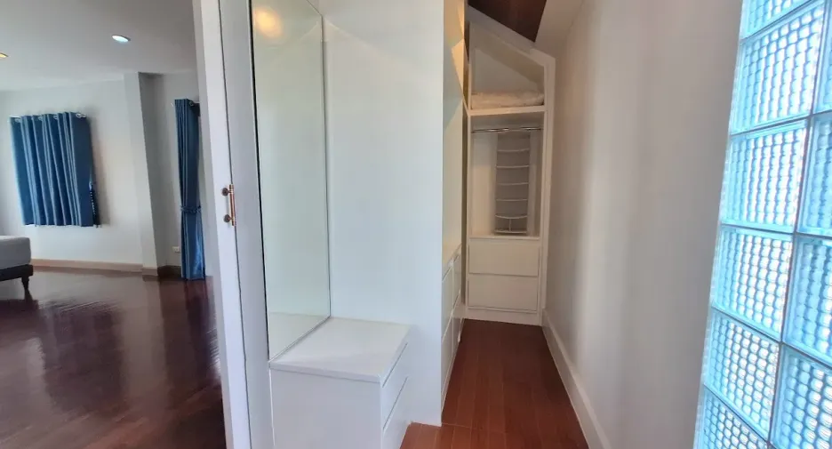 For rent 5 bedrooms house in Hua Hin, Prachuap Khiri Khan