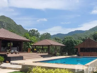 For sale 5 bedrooms house in Sam Roi Yot, Prachuap Khiri Khan