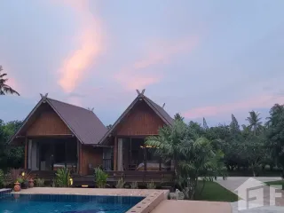 Haus zum Kauf mit 5 Zimmer in Sam Roi Yot, Prachuap Khiri Khan