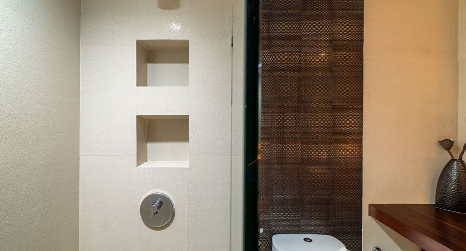 For sale and for rent 1 bed condo in Watthana, Bangkok