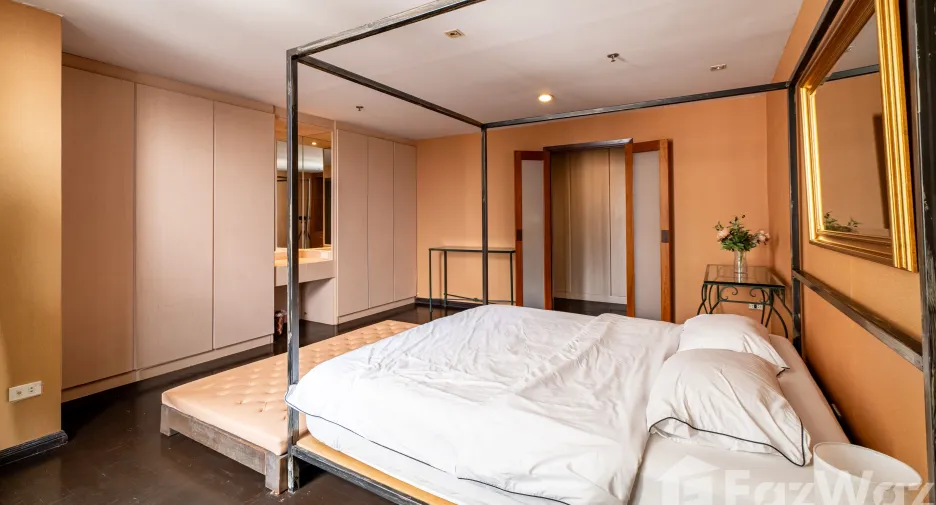 For sale and for rent 1 bed condo in Watthana, Bangkok