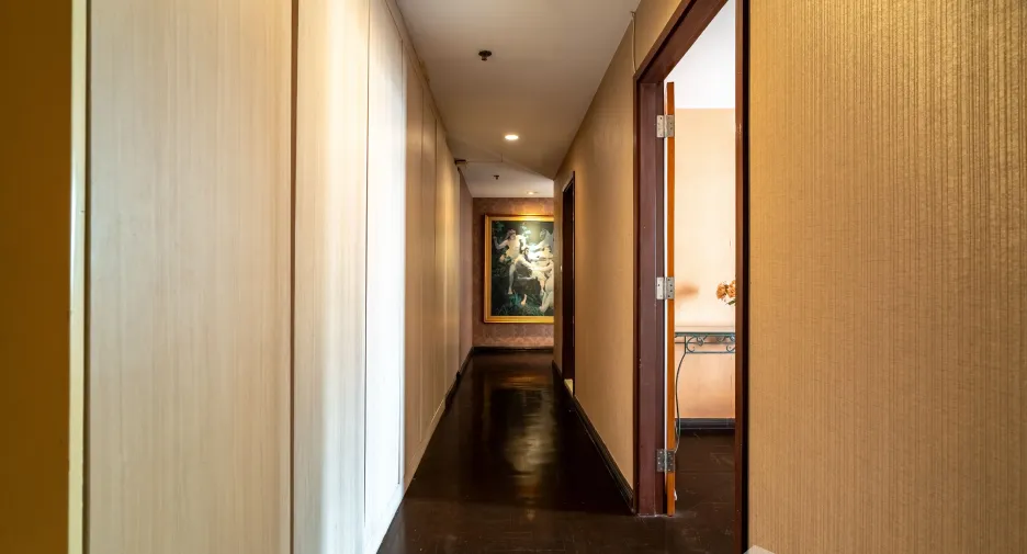 For sale and for rent 1 bed condo in Watthana, Bangkok