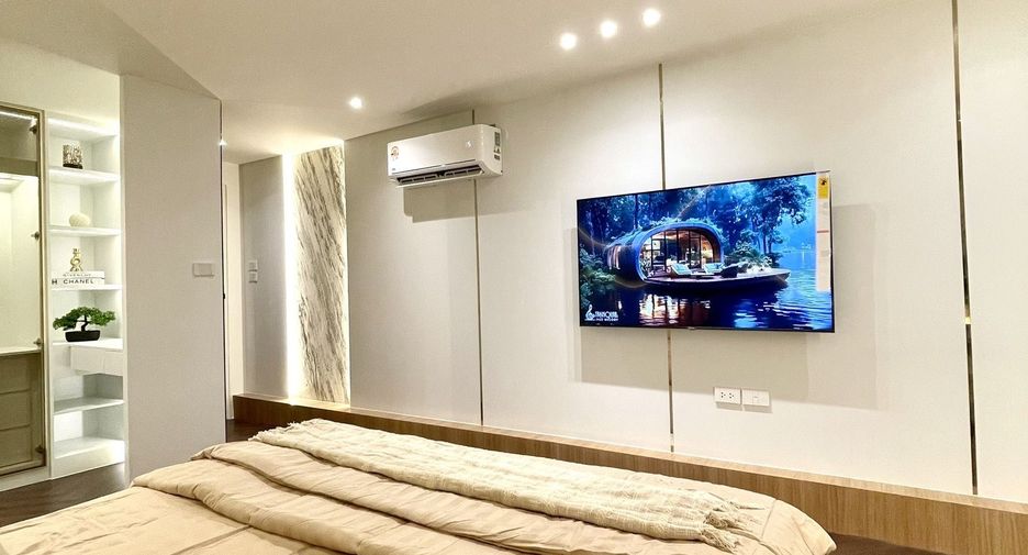For rent 2 bedrooms condo in Mueang Chiang Mai, Chiang Mai