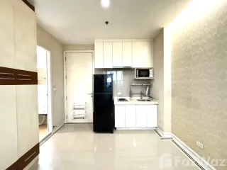 Продажа 1 кровать кондо в Хуаи Кхщанг, Бангкок