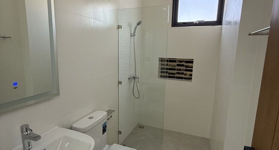 Casa en venta de 4 habitaciones en Mueang Chiang Mai, Chiang Mai
