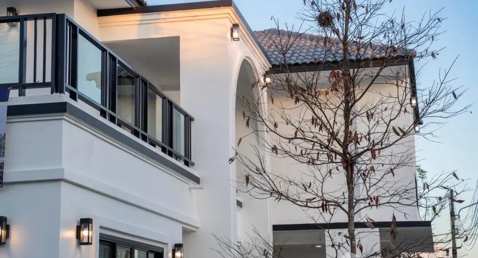 Villa zum Kauf mit 4 Zimmer in San Kamphaeng, Chiang Mai