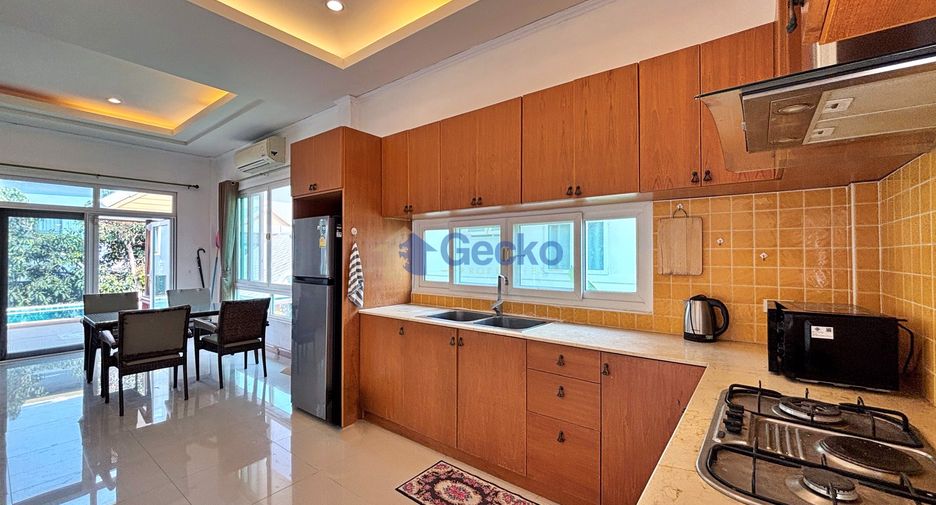 For rent そして for sale 6 ベッドルーム house in Bang Lamung, Chonburi
