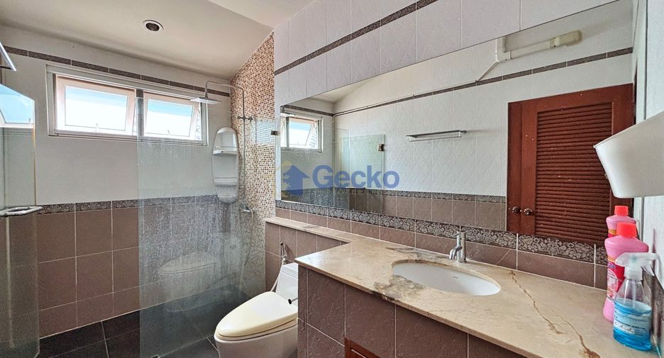 For rent そして for sale 6 ベッドルーム house in Bang Lamung, Chonburi