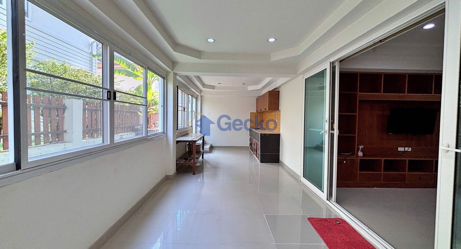 For rent そして for sale 6 ベッドルーム house in Bang Lamung, Chonburi