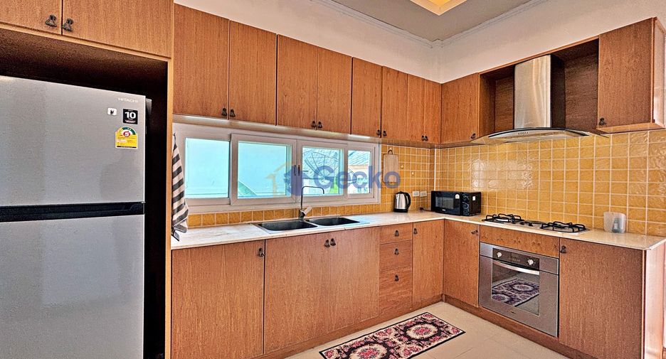 For rent そして for sale 6 ベッドルーム house in Bang Lamung, Chonburi