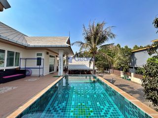 À louer et à vendre 6 chambres maison à Bang Lamung, Chonburi