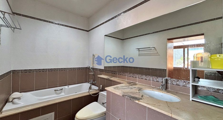 For rent そして for sale 6 ベッドルーム house in Bang Lamung, Chonburi