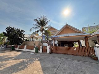 À louer et à vendre 6 chambres maison à Bang Lamung, Chonburi