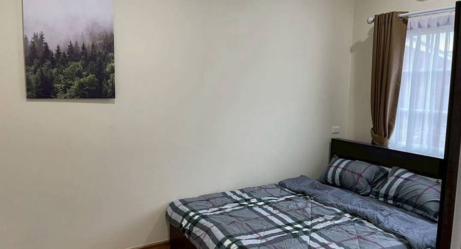 For sale 4 ベッドルーム townhouse in Bang Lamung, Chonburi