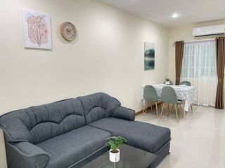 For sale 4 ベッドルーム townhouse in Bang Lamung, Chonburi