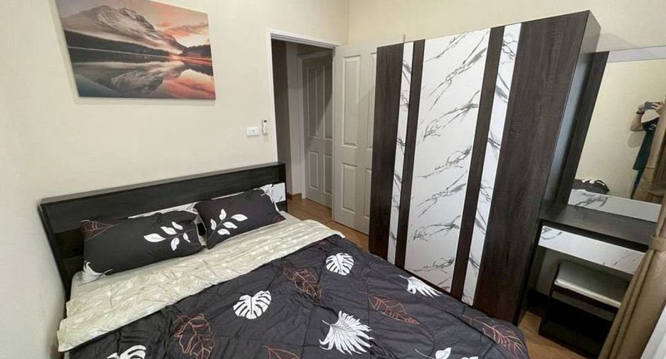 For sale 4 ベッドルーム townhouse in Bang Lamung, Chonburi