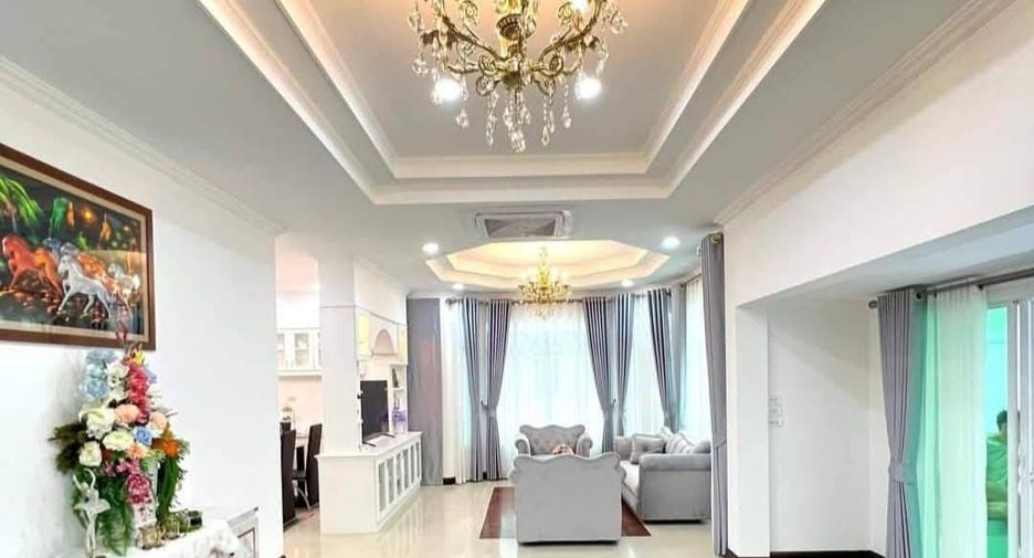 For rent 3 ベッドルーム house in Bang Lamung, Chonburi